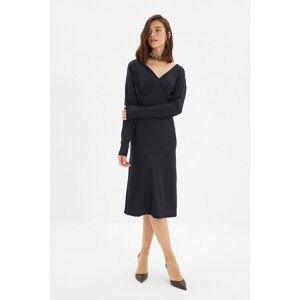 Trendyol Navy Blue V Neck Crepe Maxi Knitted Dress