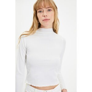 Trendyol Ecru Stand Up Knitted Blouse