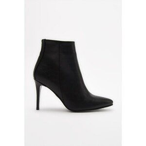 Trendyol Black Women's Pointed Toe Boots & Booties