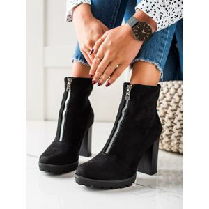 CM PARIS STYLISH BOOTIES IN ZMS