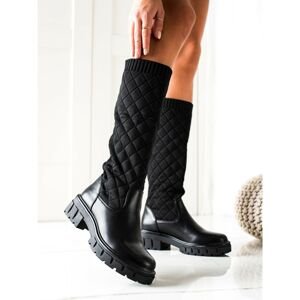 SEASTAR QUILTED BOOTS ON THE PLATFORM