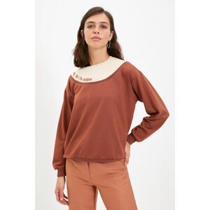 Trendyol Brown Embroidered Basic Knitted Sweatshirt