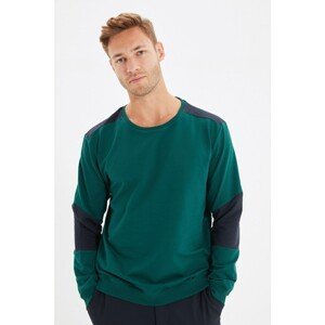 Trendyol Green Men's Regular/ Regular fit Long Sleeve Crewneck Paneled Cotton Sweatshirt.