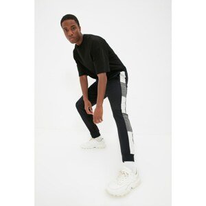 Trendyol Black Men Regular Fit Garni Detailed Elastic Trousers
