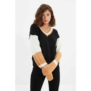 Trendyol Black Color Block Knitwear Sweater