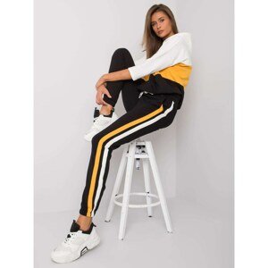 Ecru-yellow set with Adhila trousers