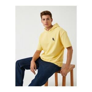Koton Men's Yellow Short Sleeve Hooded Sweatshirt Embroidered