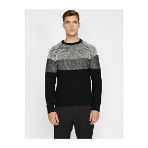 Koton Men's Black Knitted Knitwear Sweater