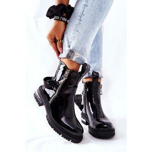 Leather Lacquered Insulated Boots With A Zipper Black Cortona