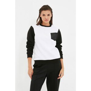 Trendyol White Pocket Detailed Basic Knitted Sweatshirt