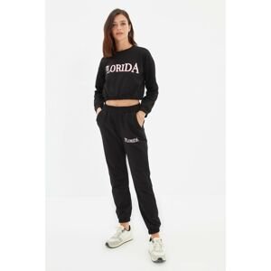 Trendyol Black Printed Crop and Loose Jogger Knitted Tracksuit Set