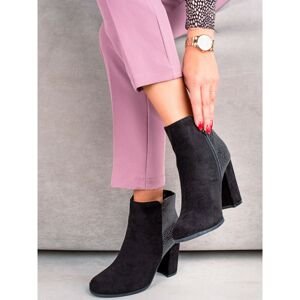 JANESSA STYLISH BOOTIES IN ZMS