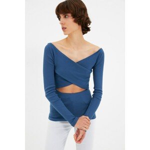 Trendyol Indigo Cut Out Detailed Knitted Blouse