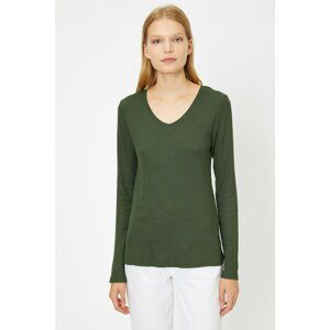 Koton Women's Green Crew Neck T-Shirt