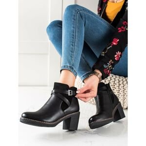 TRENDI CASUAL BLACK ANKLE BOOTS