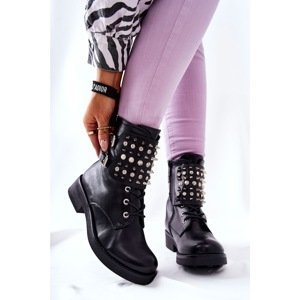 Shoes with studs black Laurena