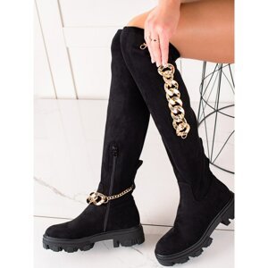 DIAMANTIQUE SUEDE BOOTS E WITH A GOLD CHAIN