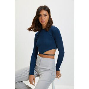 Dámsky crop top Trendyol Tie detailed