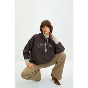 Trendyol Brown Thick Fleece Knitwear Tape Detailed Hooded Knitted Sweatshirt