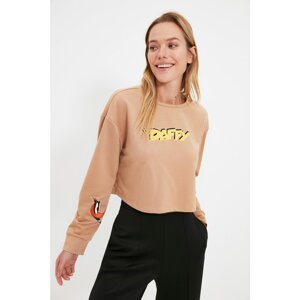 Trendyol Beige Duffy Duck Licensed Knitted Crop Sweatshirt