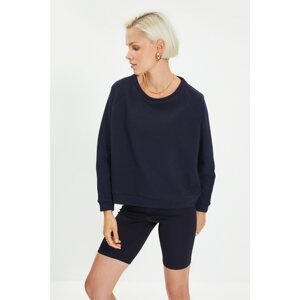 Trendyol Black Raglan Sleeve Basic Knitted Slim Sweatshirt