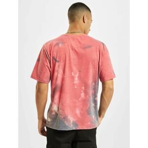 T-Shirt Burned in red