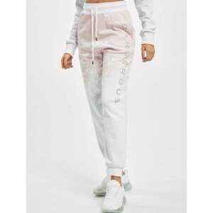 Sweat Pant Fawn in white