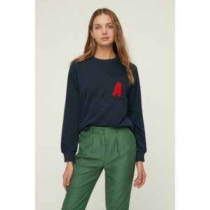 Trendyol Navy Blue Basic Embroidered Knitted Slim Sweatshirt