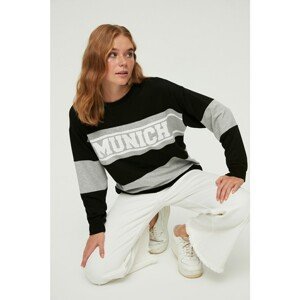 Trendyol Black Printed Basic Slim Knitted Sweatshirt