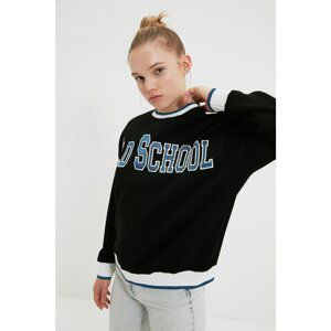 Trendyol Black Embroidered Loose Pattern Raised Knitted Sweatshirt