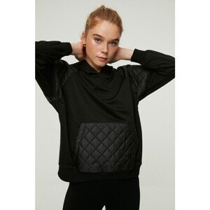Trendyol Black Quilted Detailed Slim Knitted Sweatshirt