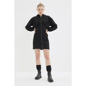 Trendyol Black Zippered and Hooded Mini Slim Knitted Dress