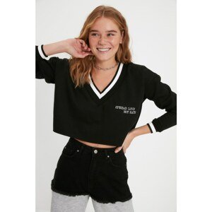 Trendyol Black Crop V Neck Embroidered Slim Knitted Sweatshirt