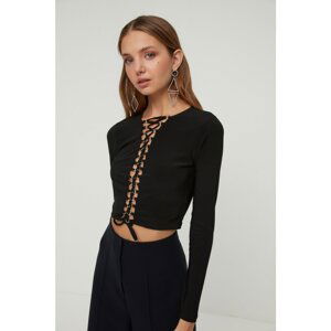 Dámsky Crop Top Trendyol Piping Detailed