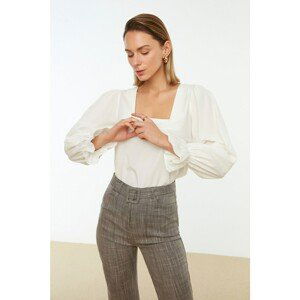 Trendyol Ecru Sleeves Pleated Square Collar Blouse