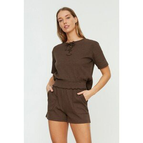 Trendyol Brown Gippe Textured Fabric Knitted Shorts & Bermuda