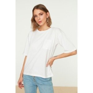 Trendyol White Pocket Detailed Loose Knitted T-Shirt