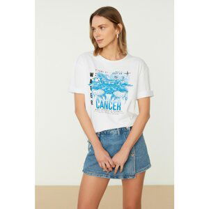 Trendyol White Cancer Printed Loose Knitted T-Shirt