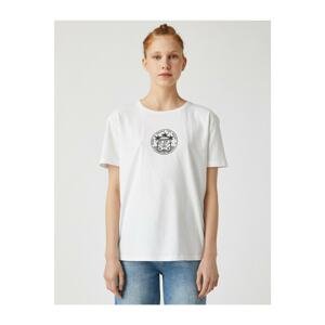 Koton Women's Ecru Printed Short Sleeve Crew Neck Cotton T-Shirt