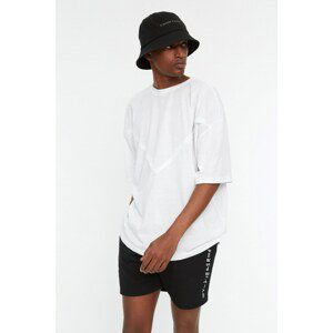 Trendyol White Men's Oversize Fit Short Sleeve Crew Neck Piece Detailed T-Shirt