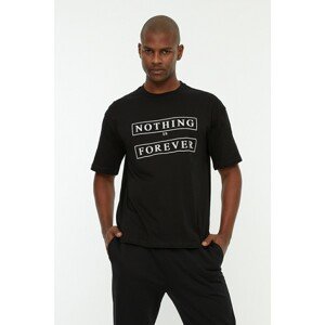 Trendyol Black Men's Relaxed Fit Cycling Collar Short Sleeve Slogan Printed T-Shirt