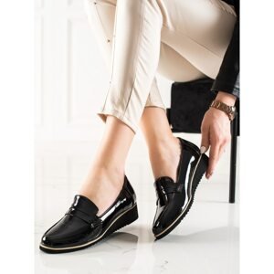 GOODIN LIGHT LACQUERED MOCCASINS