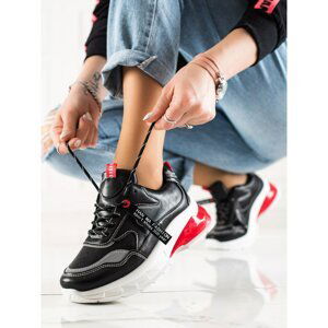 TRENDI BLACK SNEAKERS FASHION