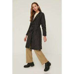 Trendyol Black Belted Snap Closure Quilted Coat