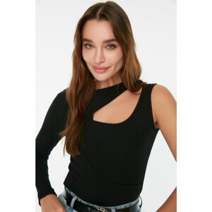Trendyol Black Cut Out Detailed Knitted Body