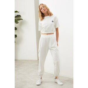 Trendyol White Short Sleeve Crew Neck Embroidered Knitted Bottom-Top Suit