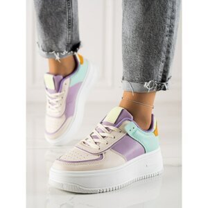 TRENDI FASHIONABLE SNEAKERS ON A WIDE PLATFORM