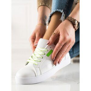 TRENDI CLASSIC LACE-UP SNEAKERS