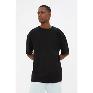 Trendyol Black Men's Relaxed Fit Crew Neck Short Sleeve Printed T-Shirt