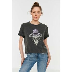 Trendyol Anthracite Boyfriend Washed and Printed Knitted T-Shirt